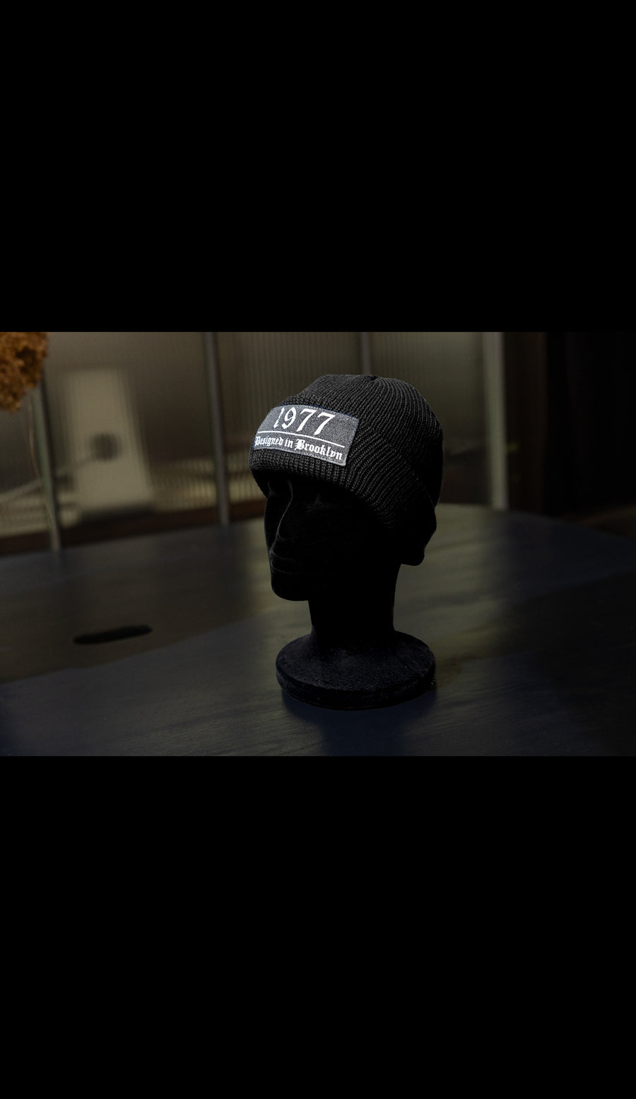 1977 LM BEANIE